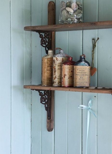 5 Cool Ideas And 25 Examples Of Using Vintage Bottles In Decor .