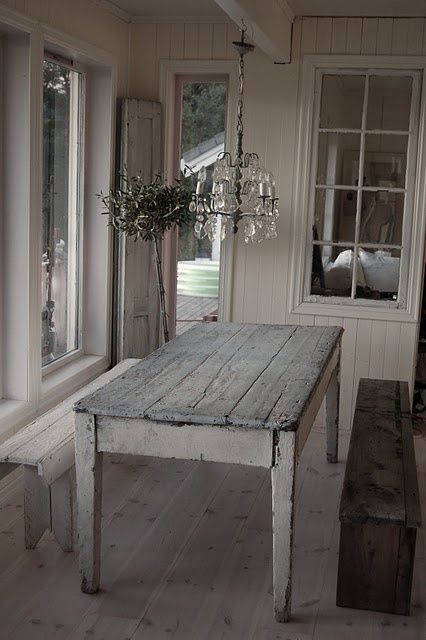 38 Adorable White Washed Furniture Pieces For Shabby Chic And .