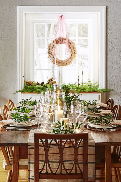 50 DIY Christmas Table Settings and Decorations - Centerpieces .
