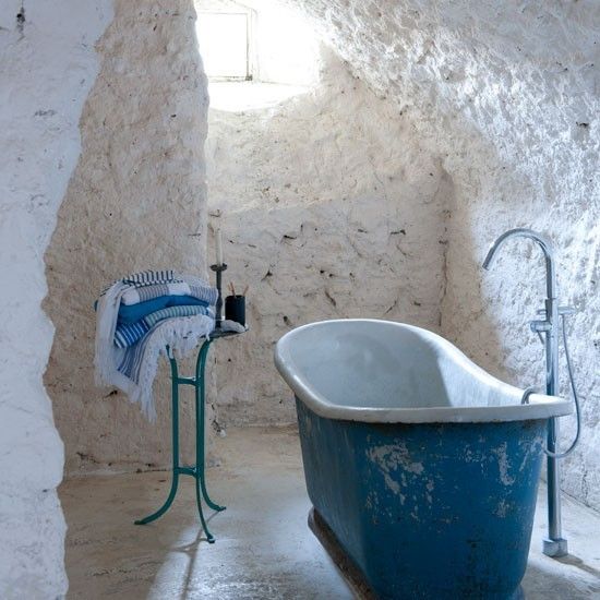 35 Amazing Raw Stone Bathroom Design Ideas | Stone bathroom, Blue .