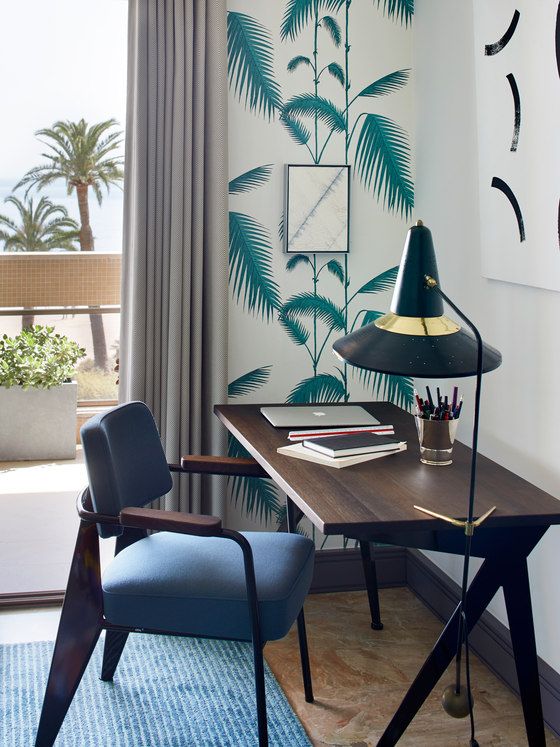 Mid-Century Modern Apartment With Riviera Touches | Funky home .