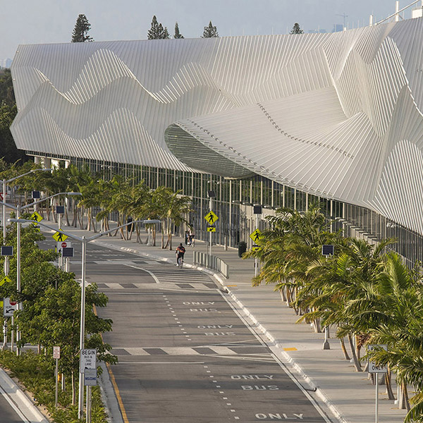 Fentress Architects - The most advanced Miami Convention Center .