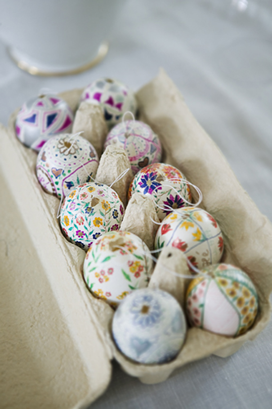 48 Awesome Eggs Decoration Ideas For Your Easter Table - DigsDi