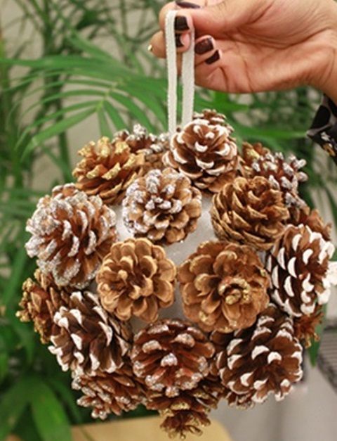 65+ Simply Magical DIY Pinecones Crafts That Will Beautify Your .