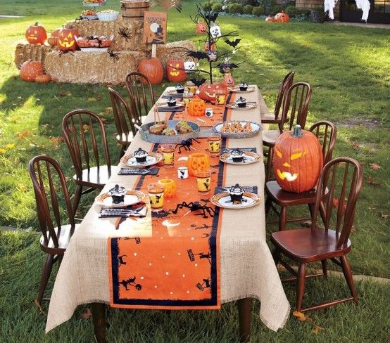 28 Awesome Outdoor Halloween Party Ideas | DigsDigs | Halloween .
