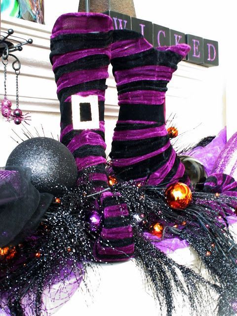 57 Awesome Purple Halloween Décor Ideas | DigsDigs | Halloween .