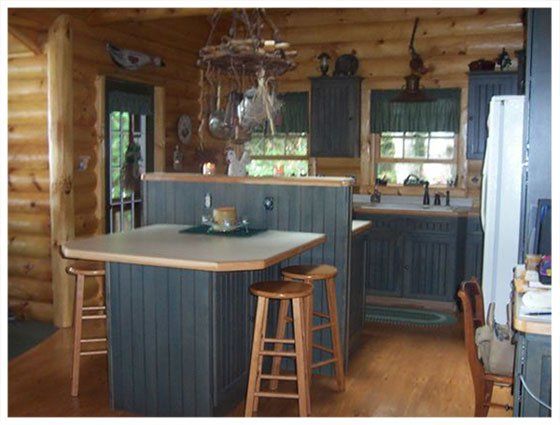 Small Rustic Cabin Interior | For Sale: Beautiful Cabin on Black .