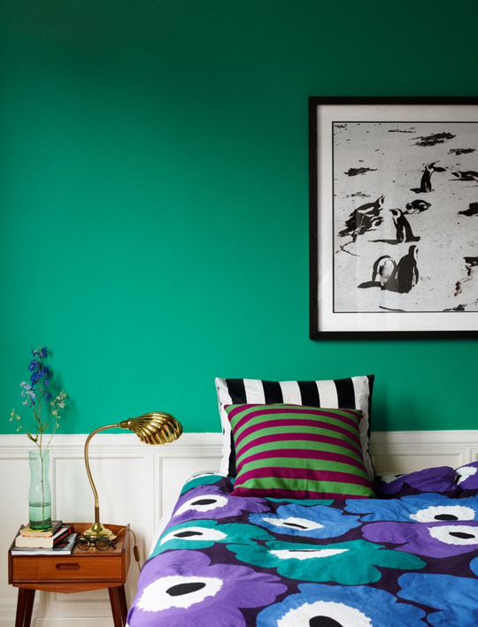 Look We Love: Bold Colors in the Bedroom | Bedroom inspirations .
