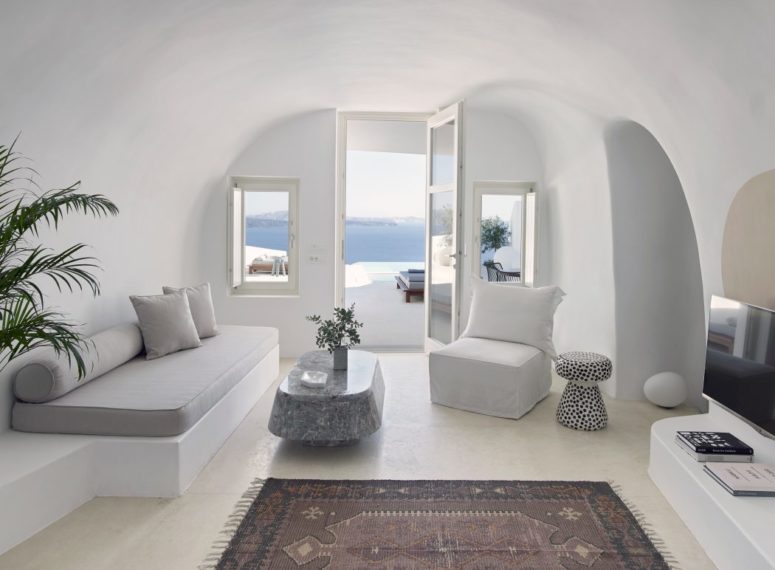 Cave-Like Villa in Greece With Sculptured Living Spaces - DigsDi