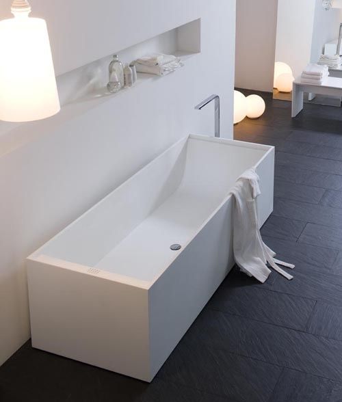 Minimalist bathtub in corian by Arlex Italia | BATHroom | Bathroom .