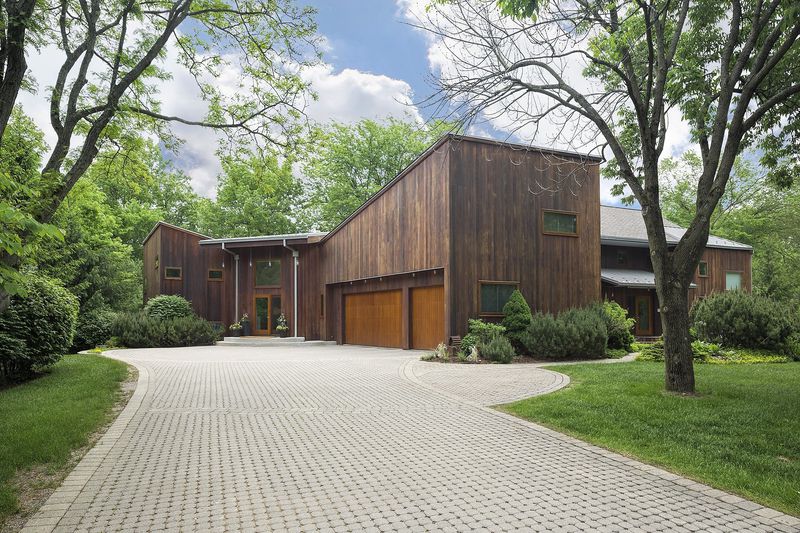 Contemporary, industrial home in Riverwoods: $1.8M - Chicago Tribu