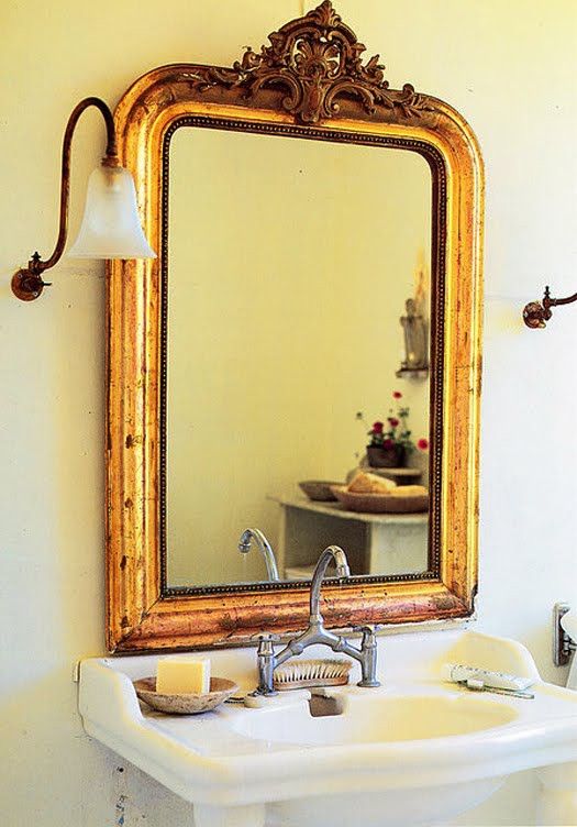 33 Cool Idea To Use Big Golden Mirrors For Your Decor | Gold .