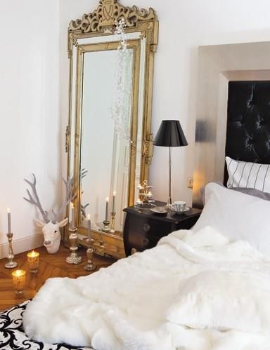 33 Cool Idea To Use Big Golden Mirrors For Your Decor | Apartment .