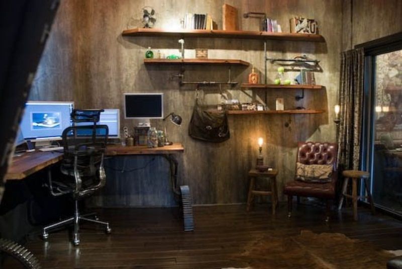 28 Crazy Steampunk Home Office Designs | Steampunk house .