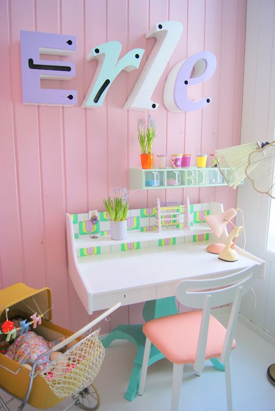 31 Awesome Kids Desk Spaces To Get Inspired | Kidsoman