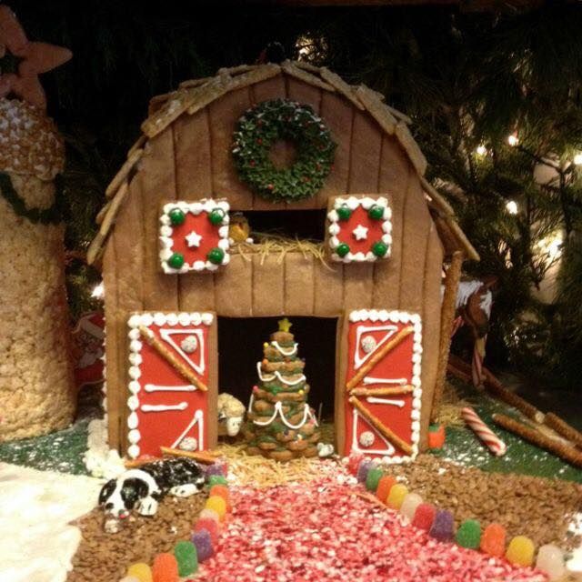 Gingerbread barn | Gingerbread house designs, Christmas .