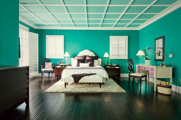 Teal Bedroom Makes a Dramatic and Colorful Statement | Bright .