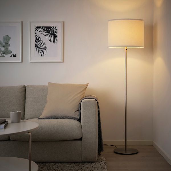 RINGSTA / SKAFTET Floor lamp with LED bulb, white, nickel plated .