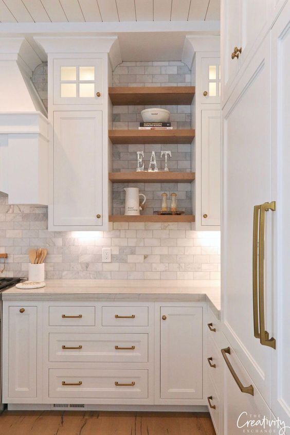 11 Fresh Kitchen Backsplash Ideas for White Cabinets in 2020 .