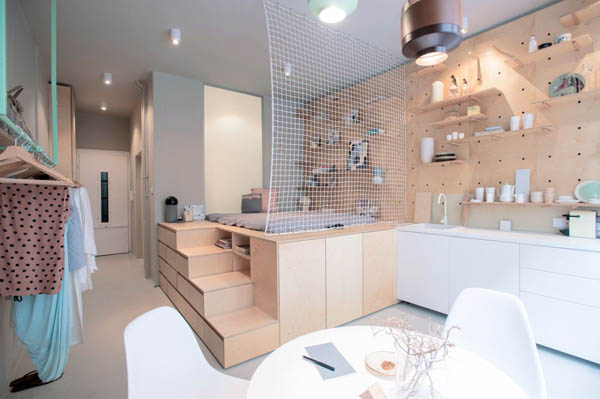 Small But Functional Apartment Designed for Travelers | Design Sw