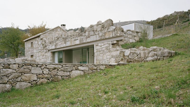 Modern Stone Rubble Dwellings | Stone houses, Modern architecture .