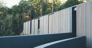 Family Home Fully Covered With Timber Screens - DigsDi