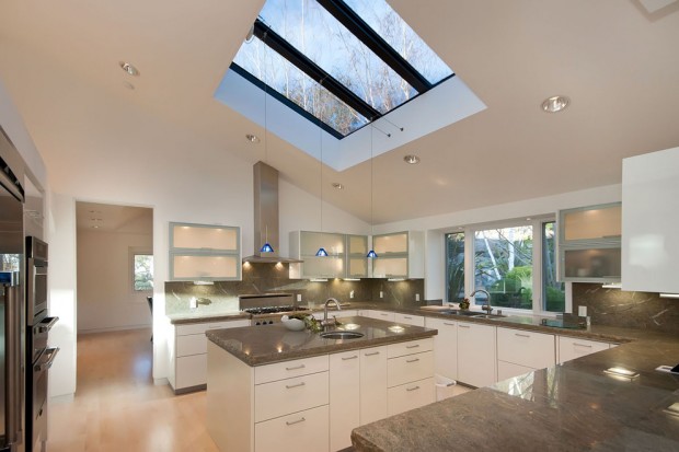 How to Choose the Perfect Skylight for Your Home .