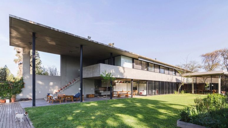 Contemporary Concrete House With Extensive Glazing - DigsDi