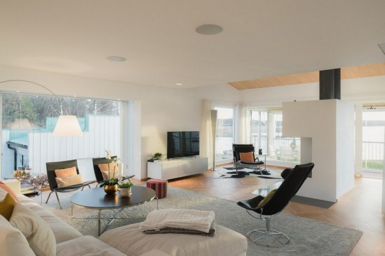 Modern Swedish Waterfront Home With Extensive Glazing - DigsDi