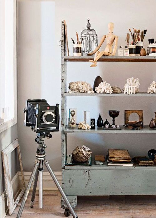 How To Decorate Your Home With Vintage Items: 24 Amazing Ideas .