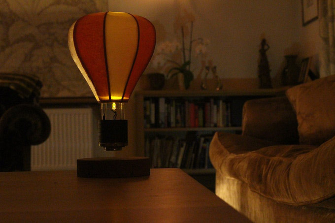 Float Levitating Lamp Looks Like a Tiny Hot Air Ballo