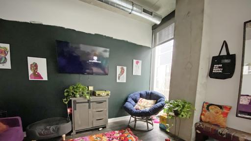 A 630-Square-Foot D.C. Loft Shows How to Add Warm Color to an .