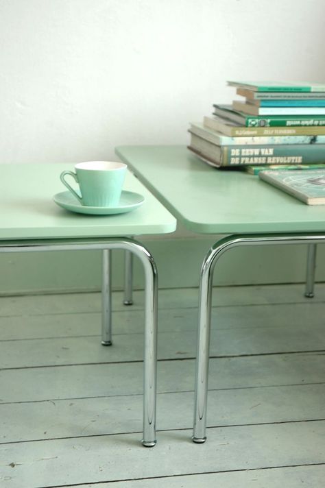 Mint Color In the Interiors: 35 Trendy Ideas | Verde menta, Mesa .