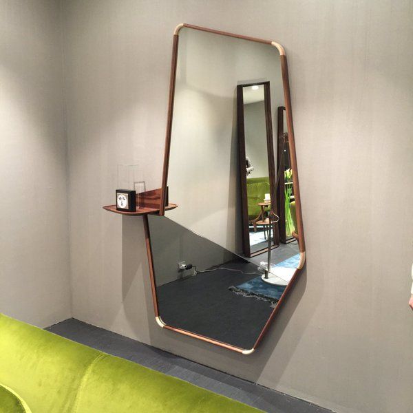 Asymmetric mirror with integrated shelf by Porada | Molduras .