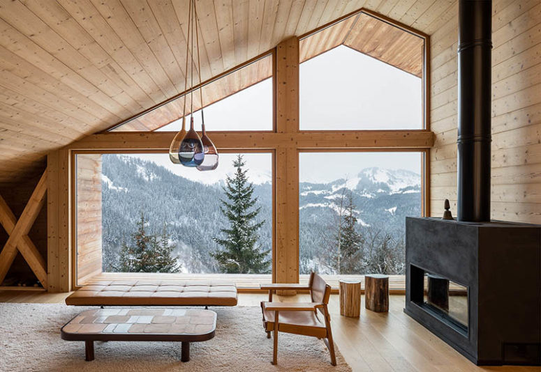 Alps Chalet That Mimics Traditional Mountain Homes - DigsDi