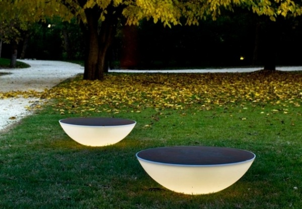The Solar table by Foscarini - a new contemporary table desi