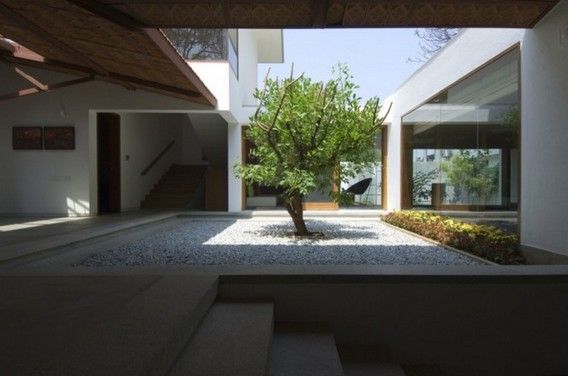 10 The Most Cool And Amazing Indoor Courtyards Ever | Courtyard .