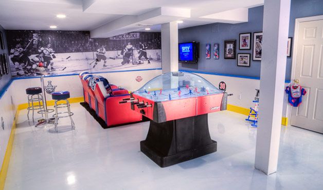 5 The Most Cool And Wacky Basements Ever | Hockey man cave, Man .