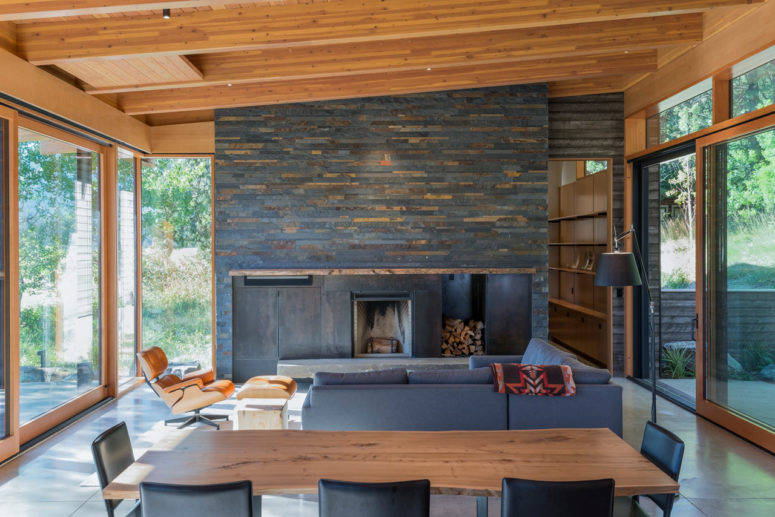 Big Pine Mountain Cabin For Cozy Weekends - DigsDi