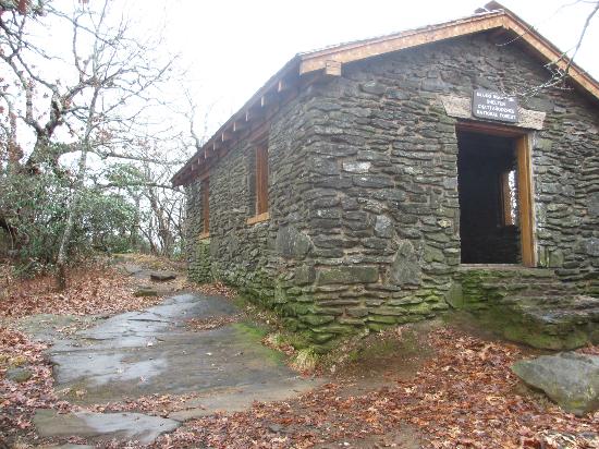 Blood mountain Shelter - Picture of Appalachian Trail, Georgia .