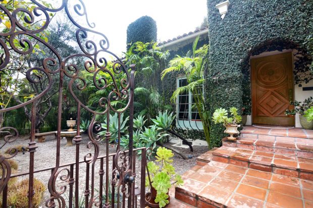 Ivy-Covered Spanish-Style Home in Los Feliz Oaks - 5444 Red Oak .
