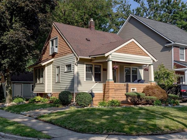 Large Covered Porch - Royal Oak Real Estate - 11 Homes For Sale .