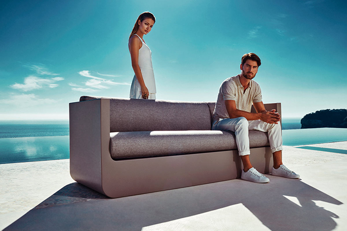 ULM Outdoor Furniture Collection With Built-In Lighting - DigsDi