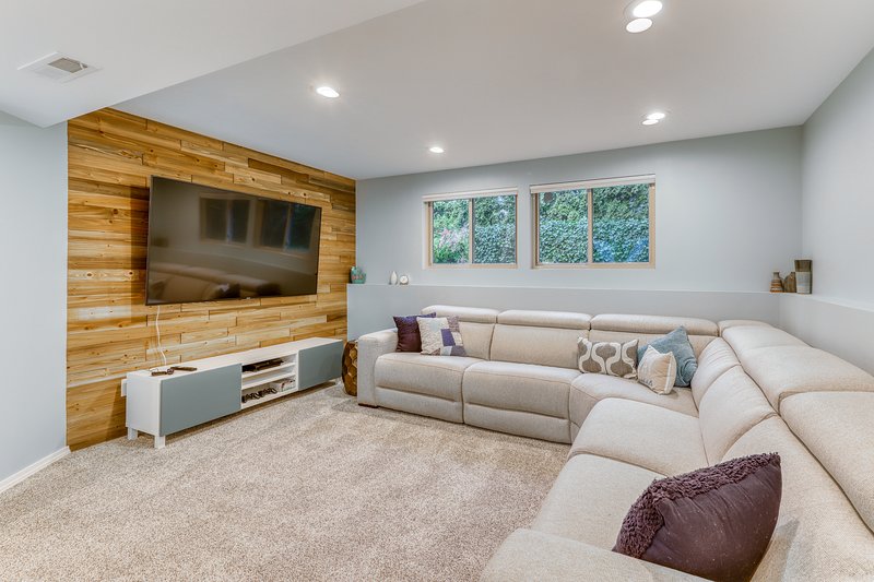 Modern dog-friendly home w/ lots of updates, finished basement .