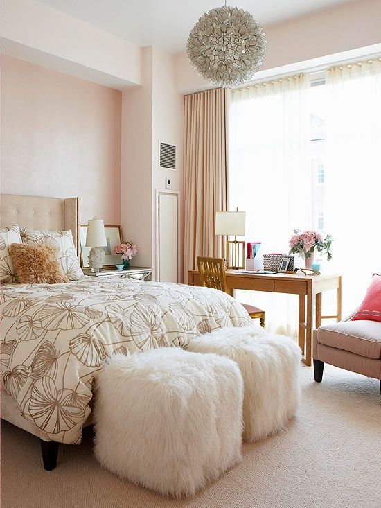 Romantic And Tender Feminine Bedroom Design Ideas