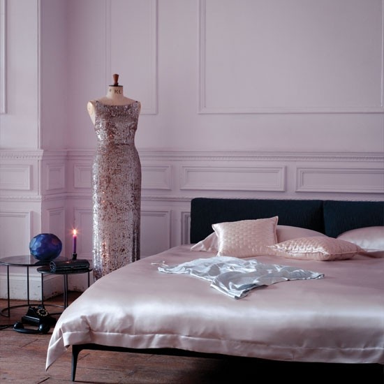 66 Romantic And Tender Feminine Bedroom Design Ideas - DigsDi