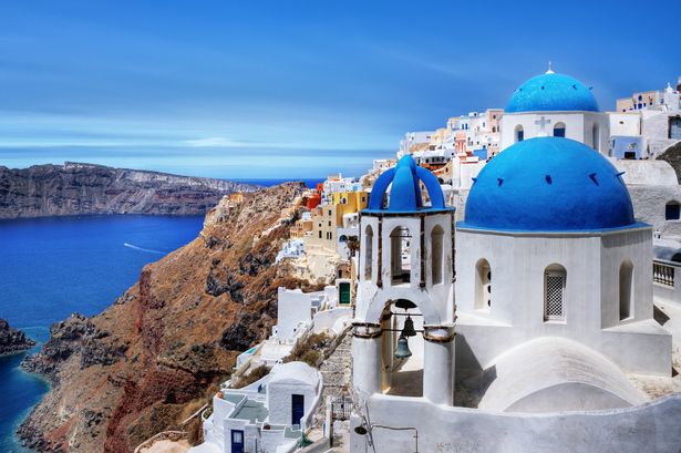 Cheap Santorini hotels and holiday homes ideal for couples on a .