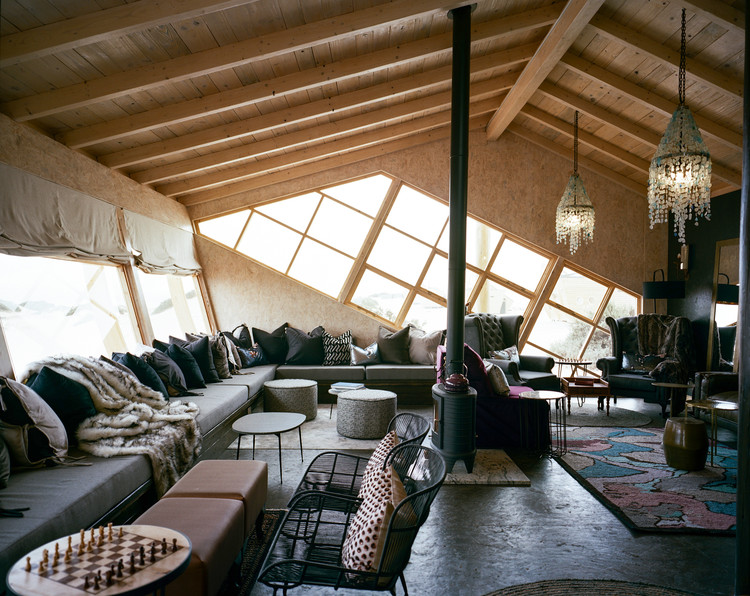 Shipwreck Lodge / Nina Maritz Architects | ArchDai