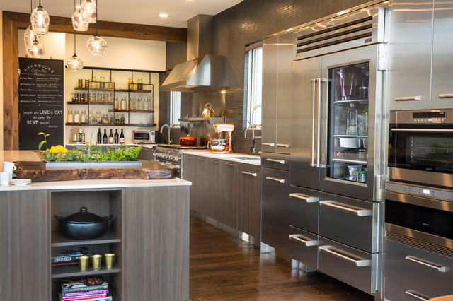 Kitchen of the Week: Professional Chef Style Meets California Warm