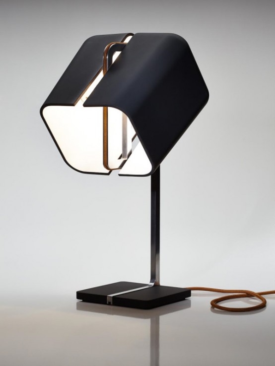 Stylish Aligned Lamp With A 360 Degree Rotation - DigsDi